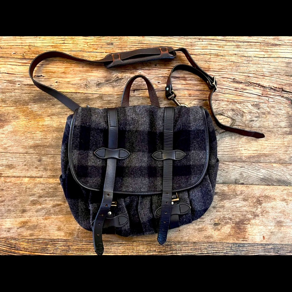 Filson Limited Edition Wool Field Bag